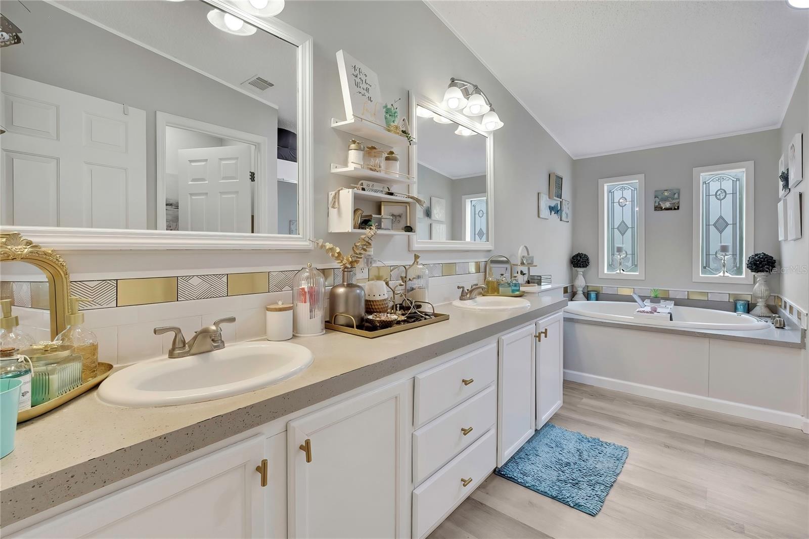 HOMOSASSA HILLS UNIT 02 - Residential