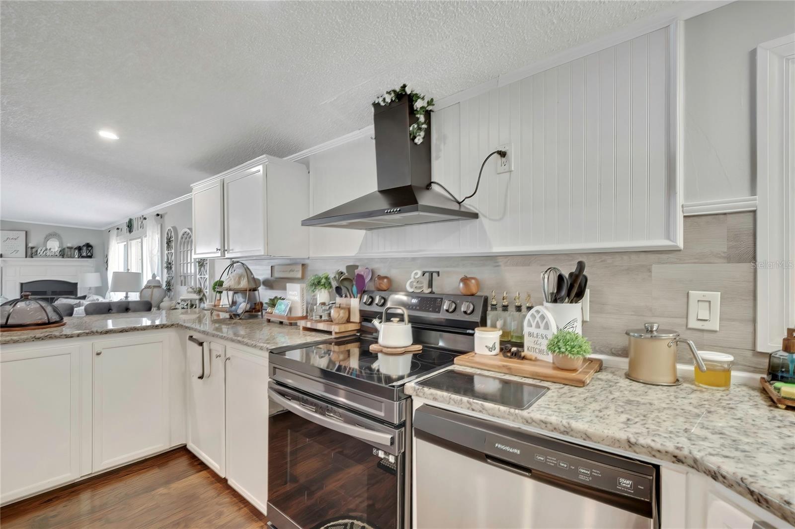 HOMOSASSA HILLS UNIT 02 - Residential