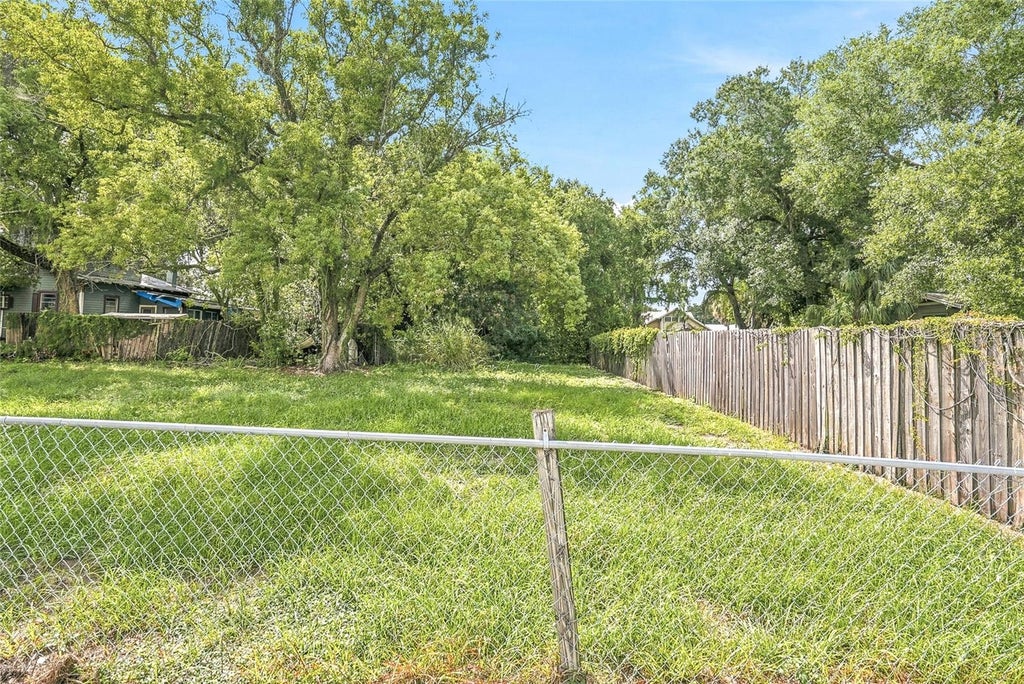 Photo of 2904 N Elmore Avenue, Tampa, FL 33602 (MLS # TB8549844)