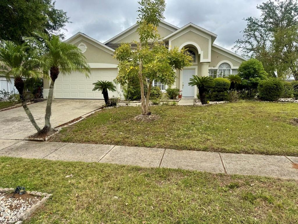 Photo of 1734 Powder Ridge Dr, Valrico, FL 33594 (MLS # TB8372179)