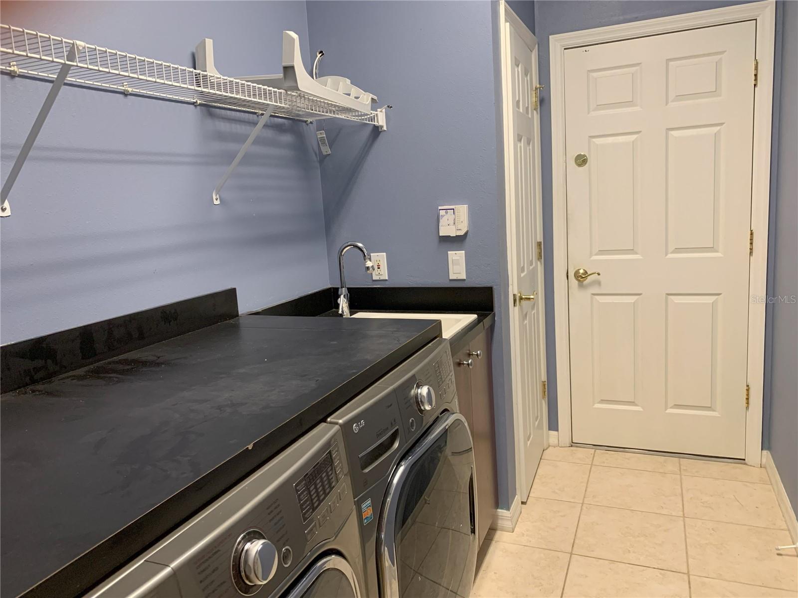 RIVERWALK RIDGE - Residential Lease