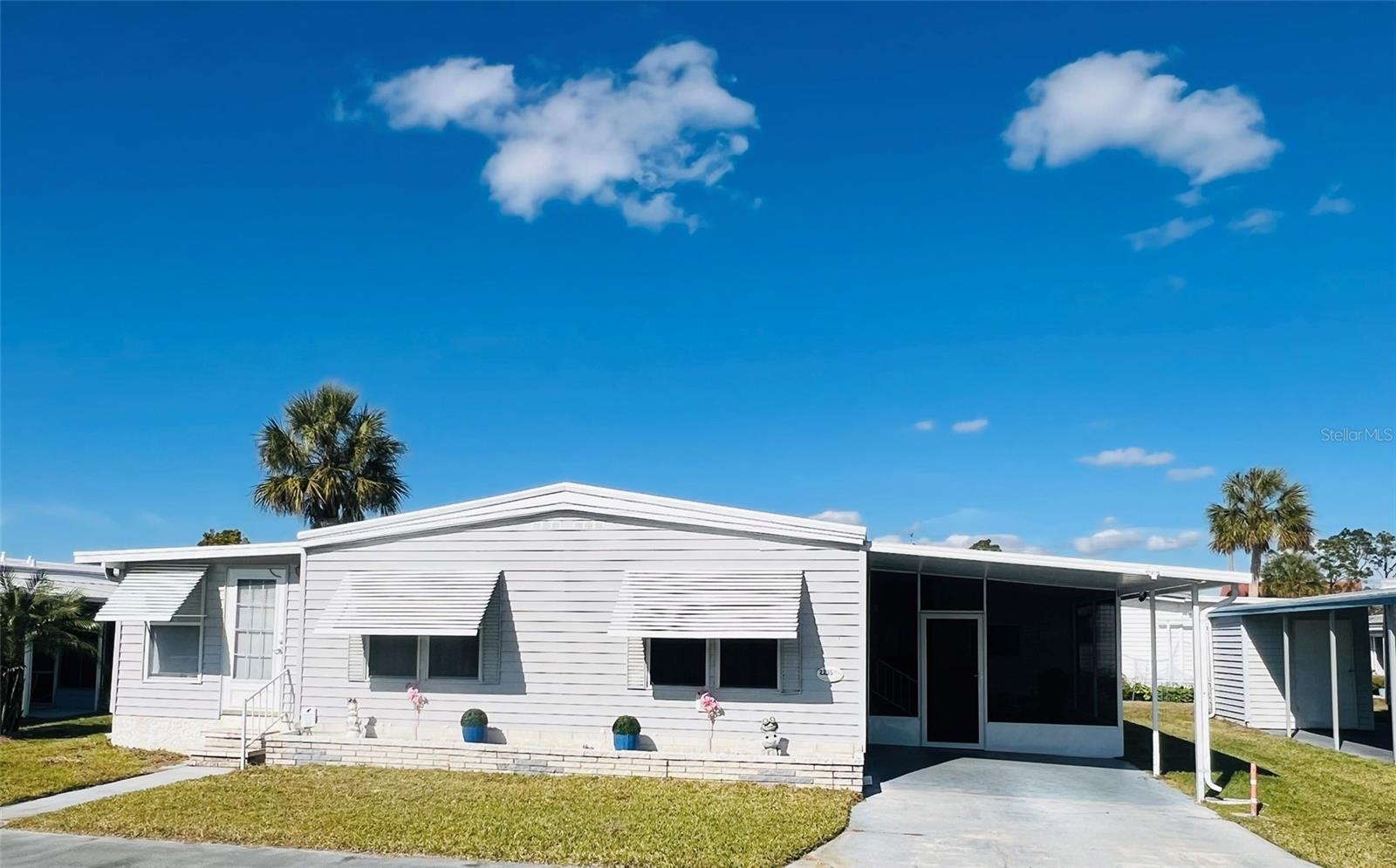 VENETIAN ESTATES - Residential