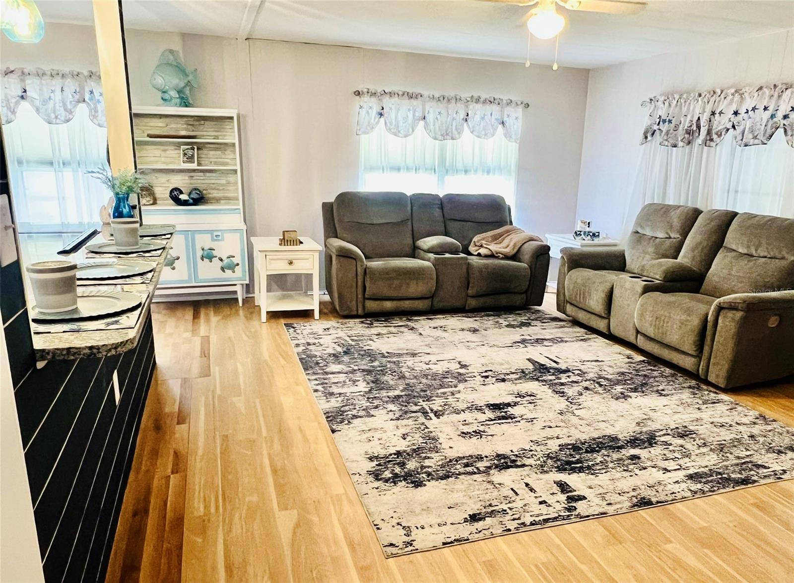 VENETIAN ESTATES - Residential