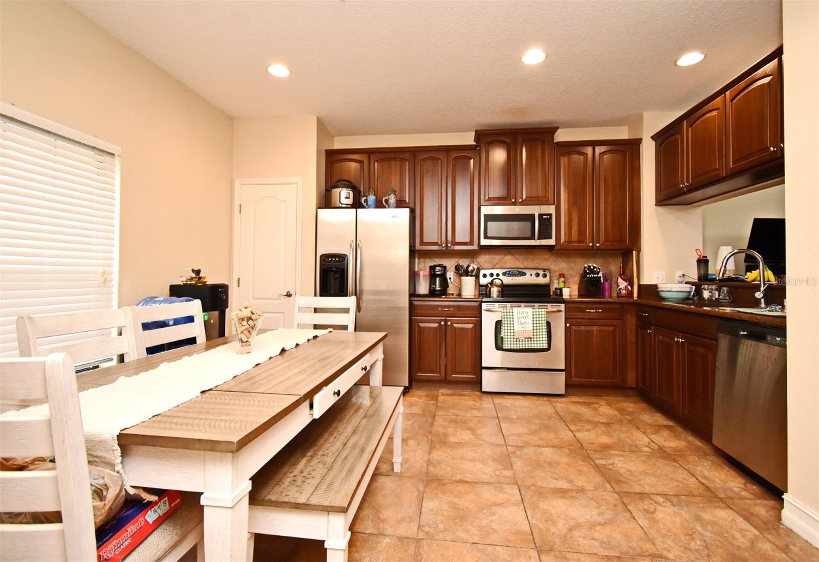 5405 NAPOLI COVE