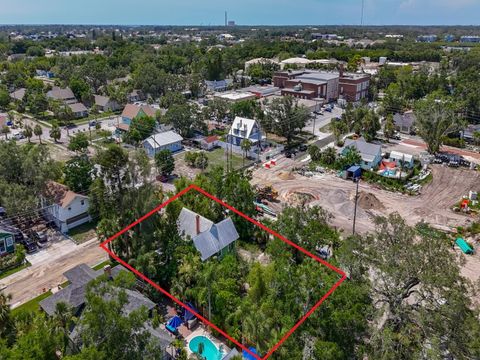 226 N GROSSE AVENUE TARPON SPRINGS FL 34689