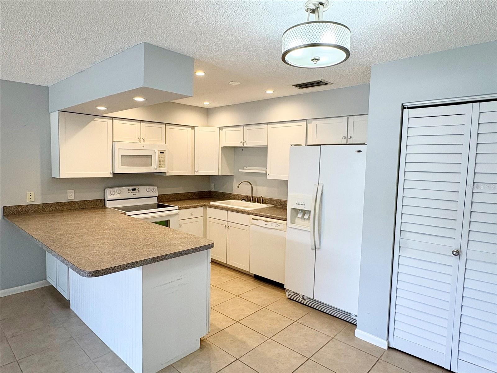 INDIGO WOODS EAST CONDO PH 02 - Residential