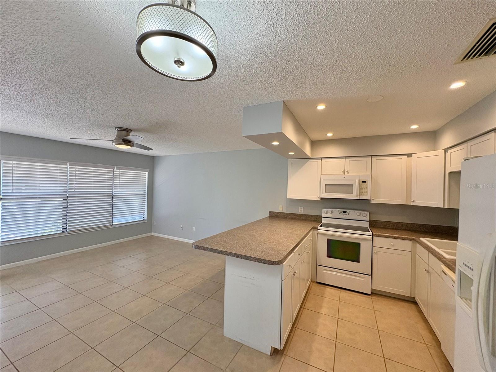 INDIGO WOODS EAST CONDO PH 02 - Residential