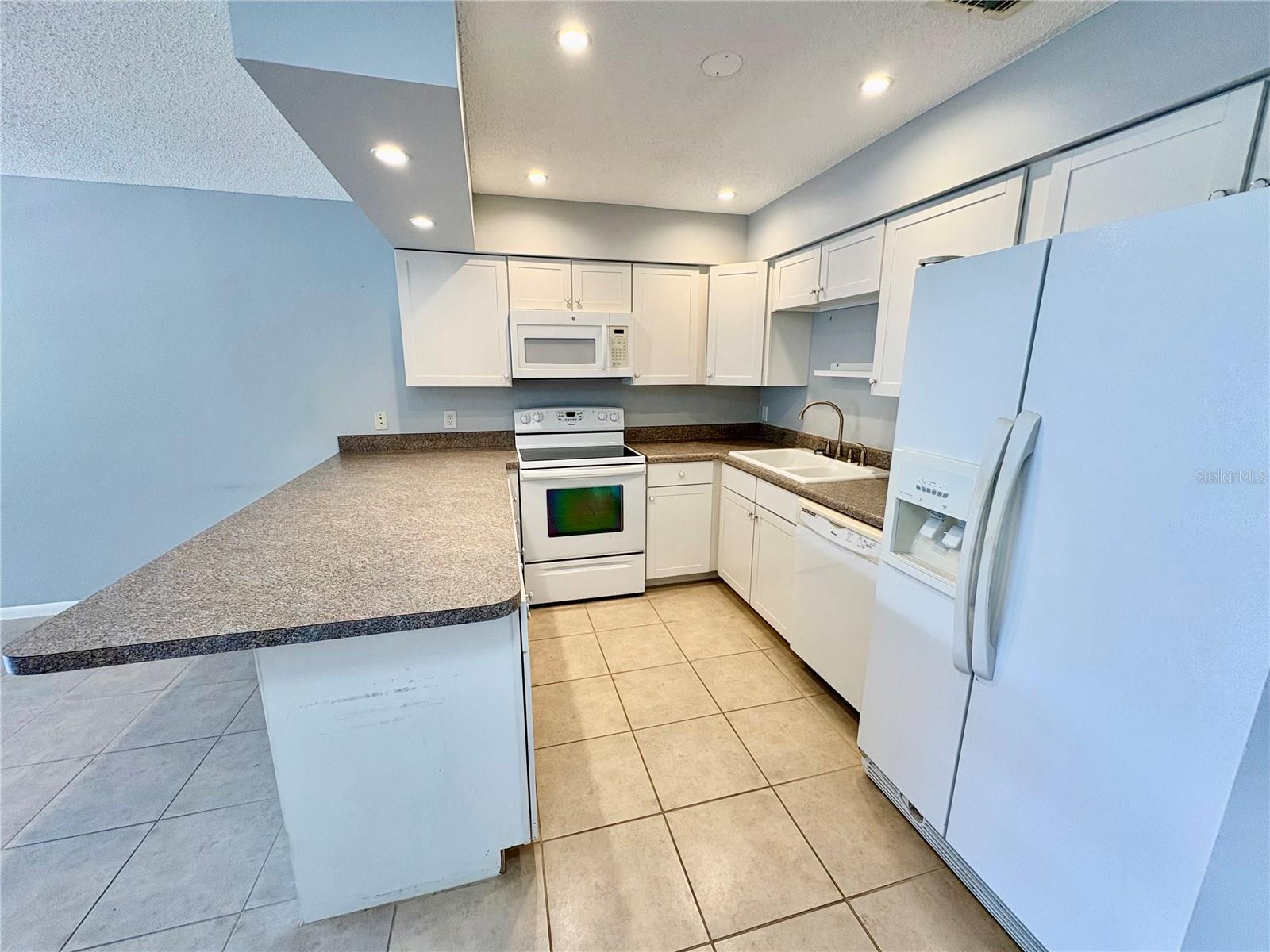 INDIGO WOODS EAST CONDO PH 02 - Residential