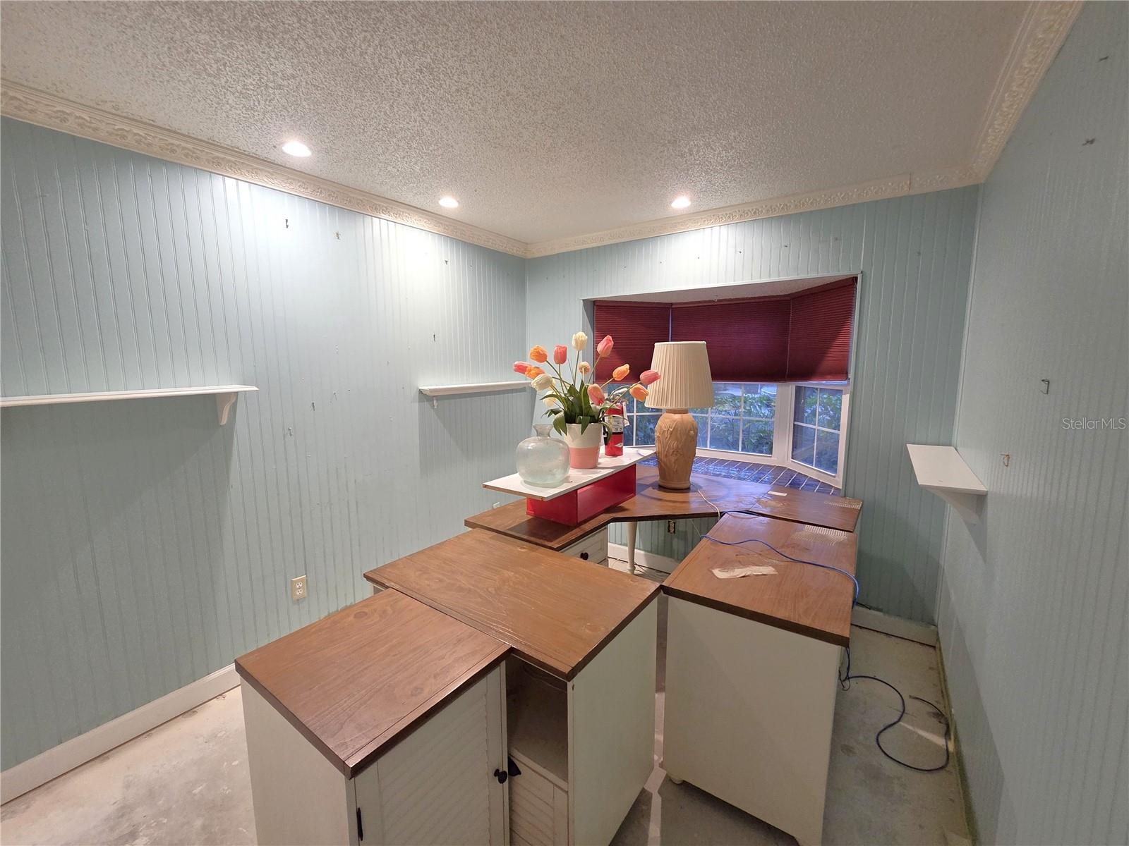 LAZY OAKS CONDO - Residential