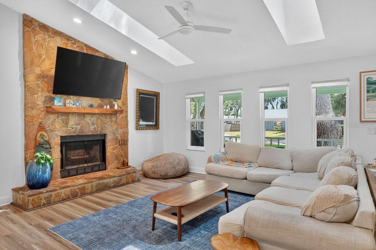FLORIDA SHORES 01 - Residential