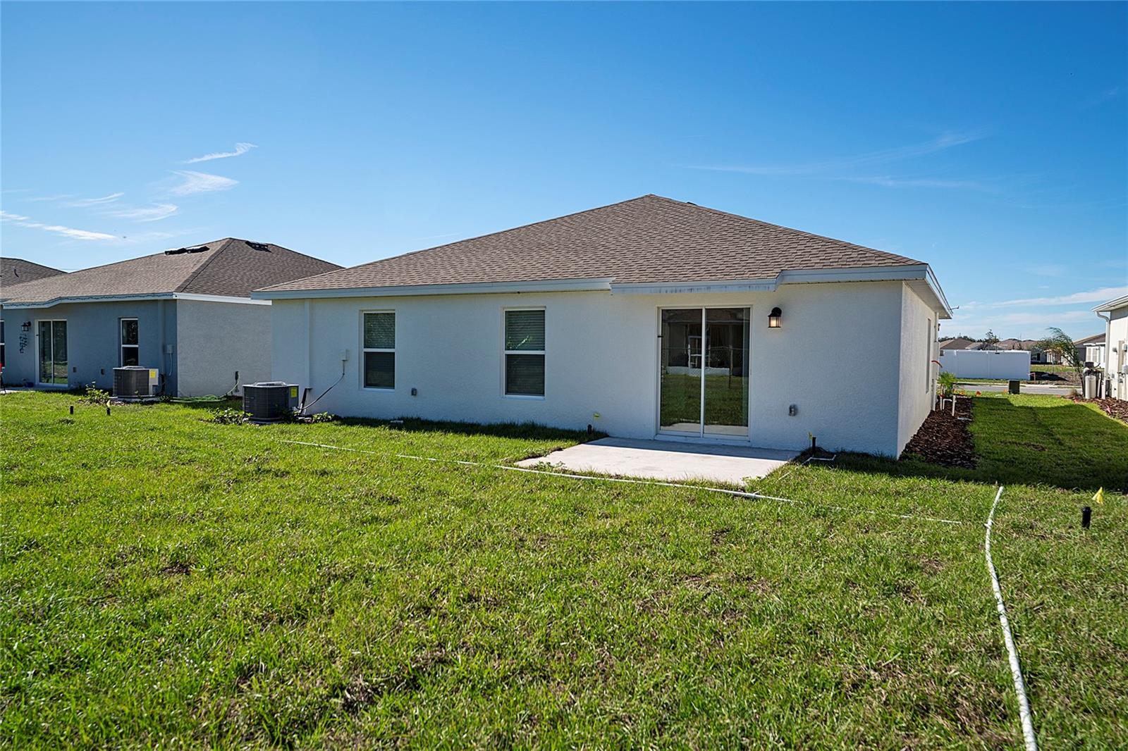 LEOMAS LNDG PH 1 - Residential Lease