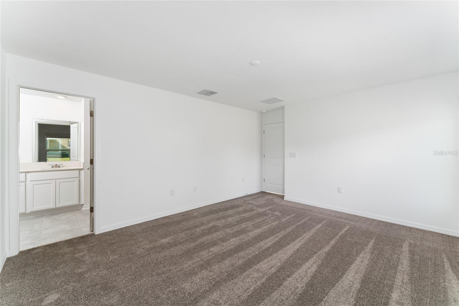 LEOMAS LNDG PH 1 - Residential Lease