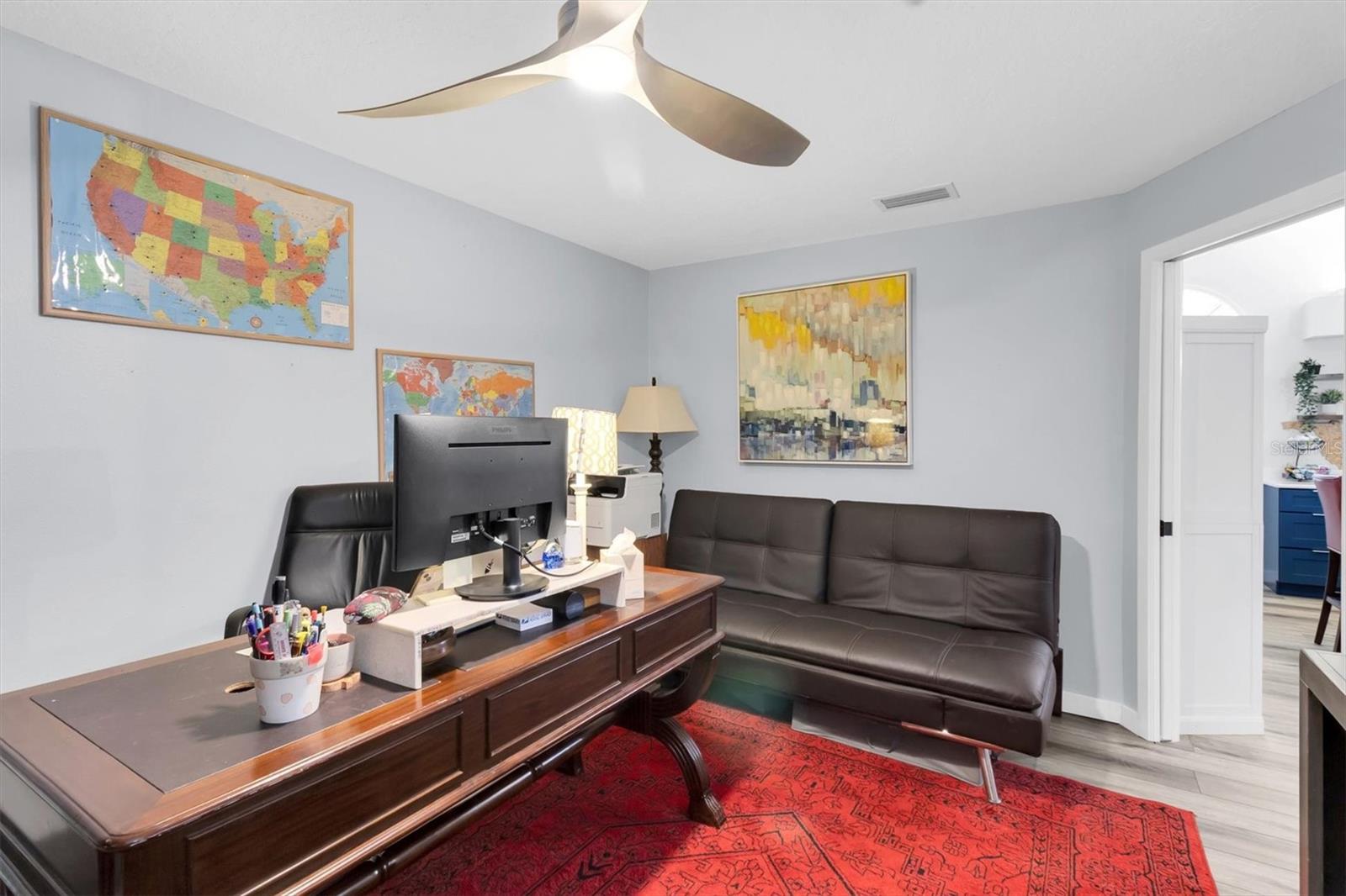 SALEM SQUARE - Residential