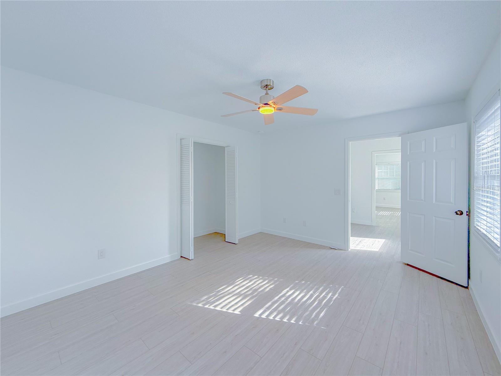 LAKE AVALON GROVES - Residential