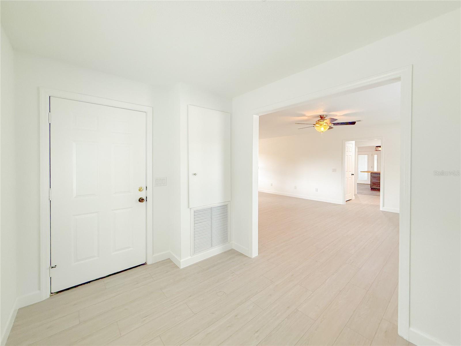 LAKE AVALON GROVES - Residential
