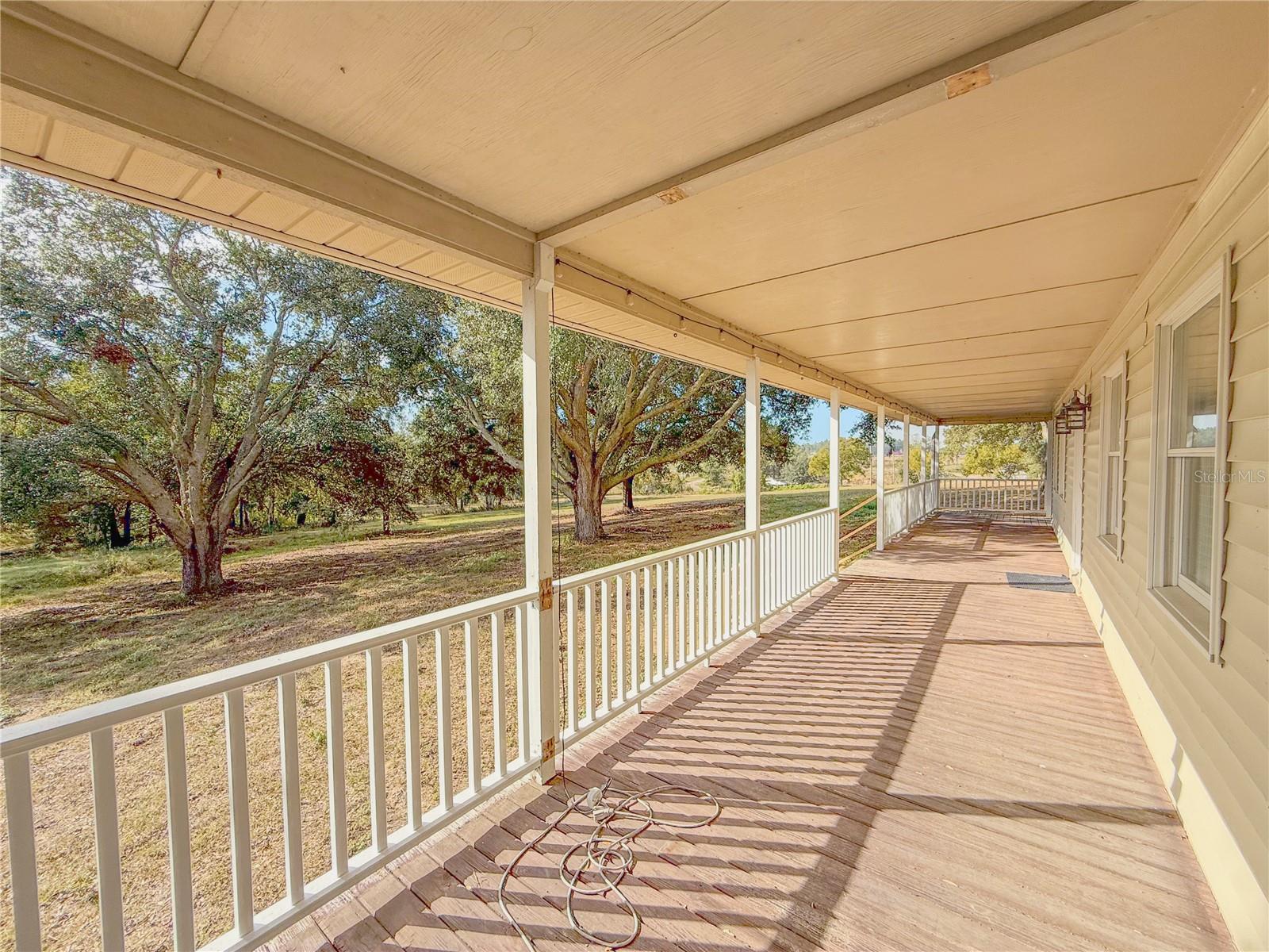 LAKE AVALON GROVES - Residential