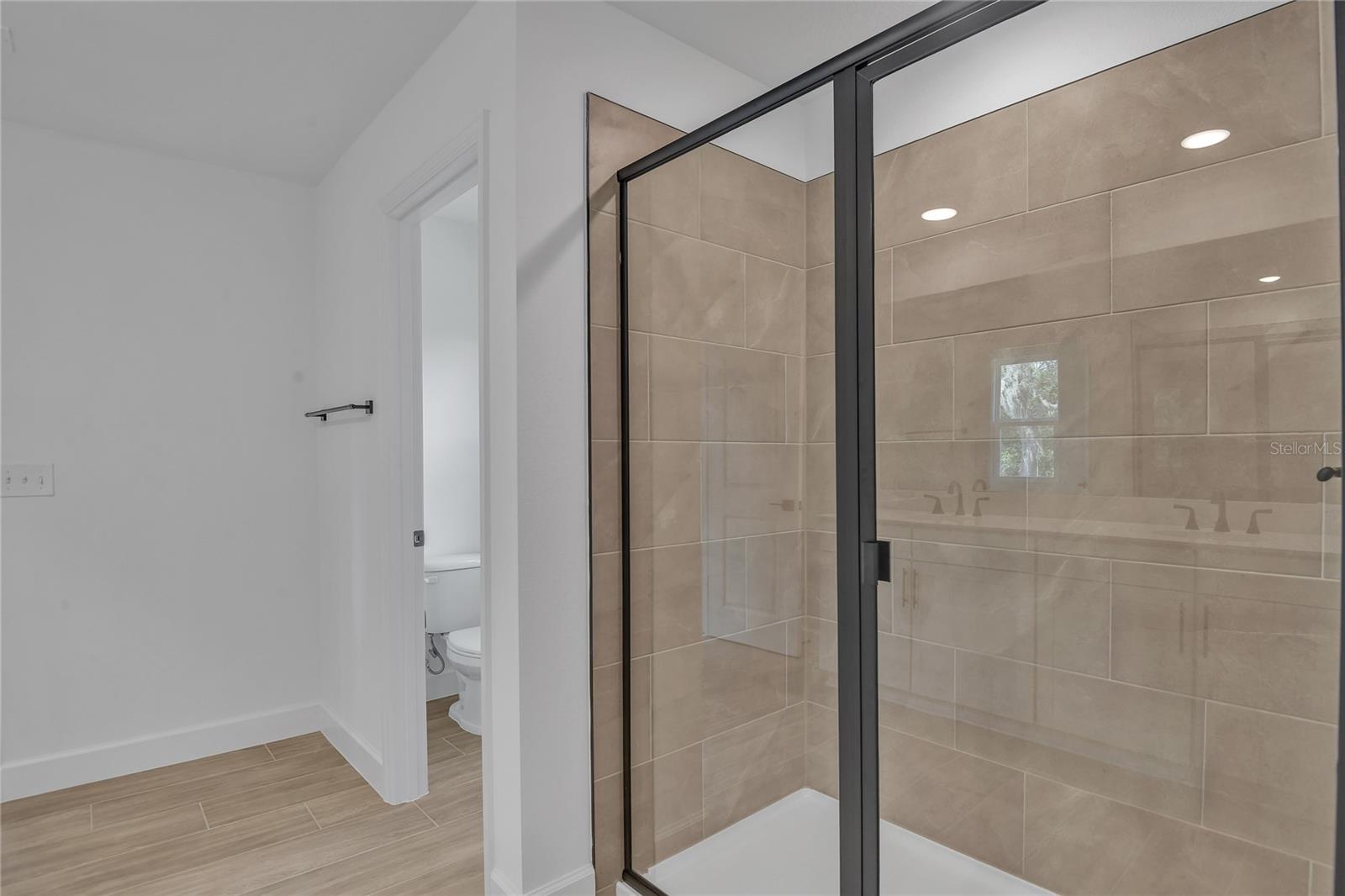 SEASONS AT WEKIVA RIDGE - Residential