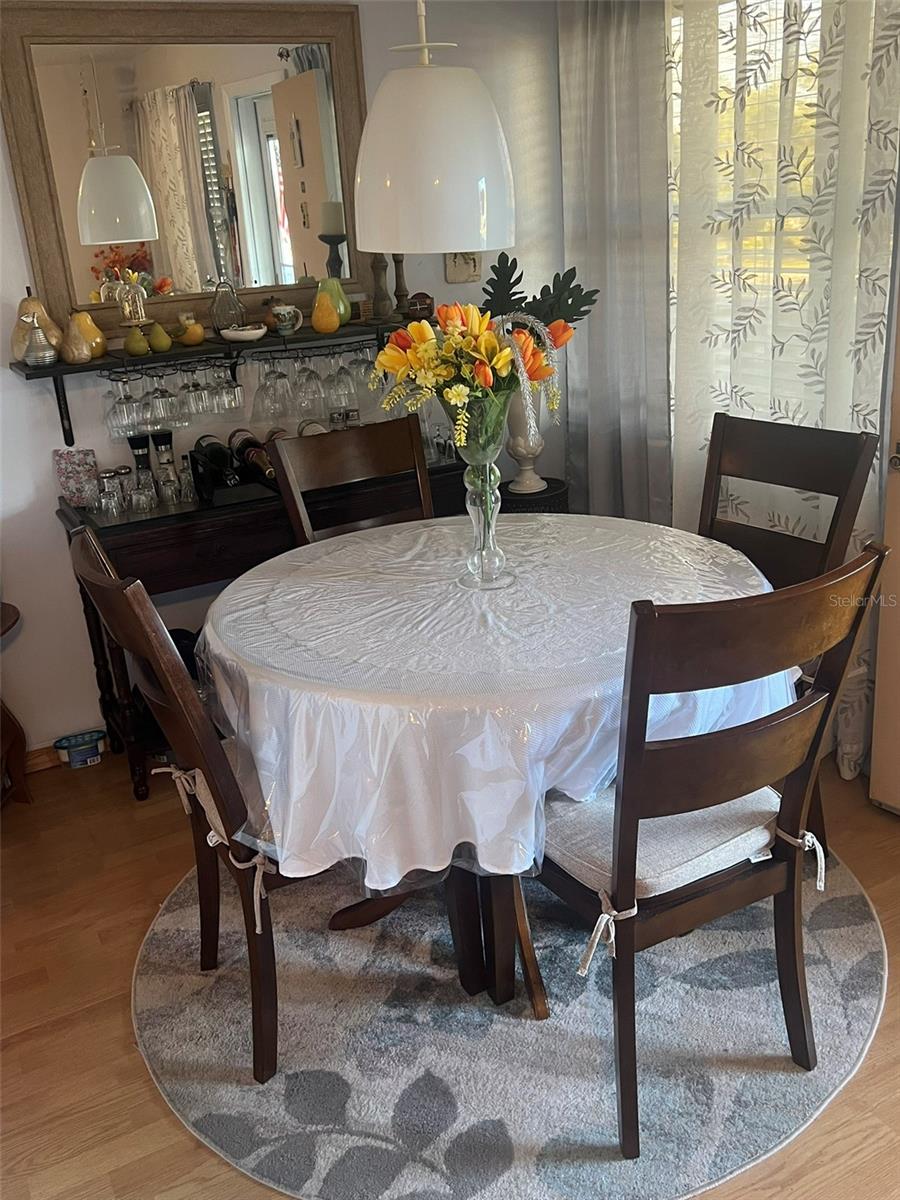 WINSTON GATEWAY ASSOC INC CONDO - Residential