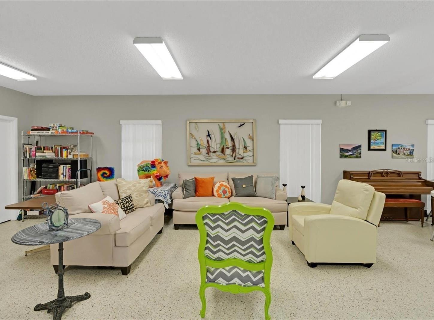 WINSTON GATEWAY ASSOC INC CONDO - Residential