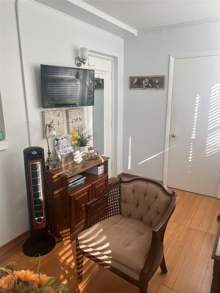 WINSTON GATEWAY ASSOC INC CONDO - Residential