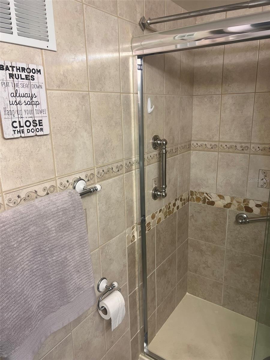 WINSTON GATEWAY ASSOC INC CONDO - Residential