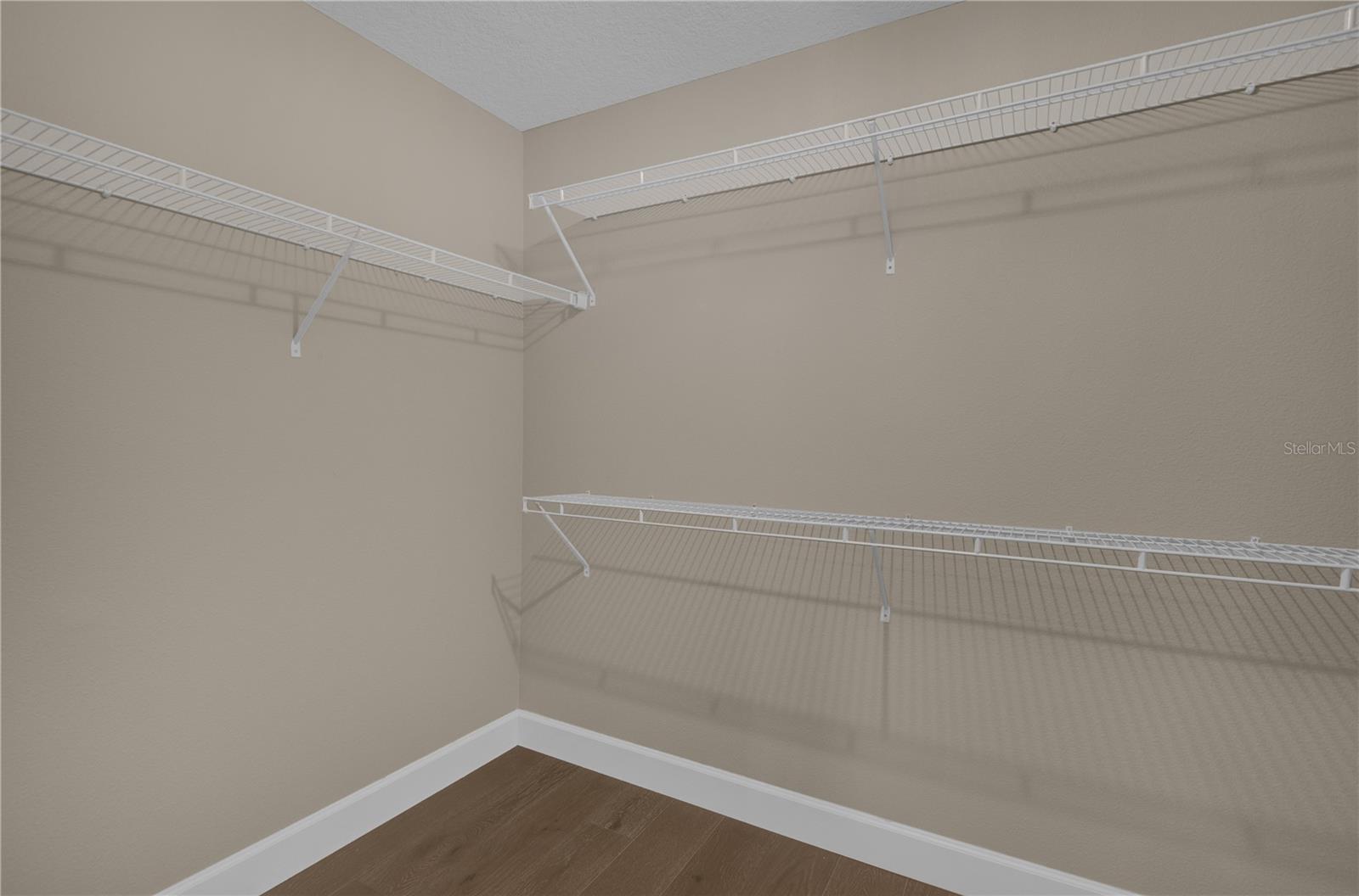 RESERVE/LK RDG PH 2 - Residential Lease