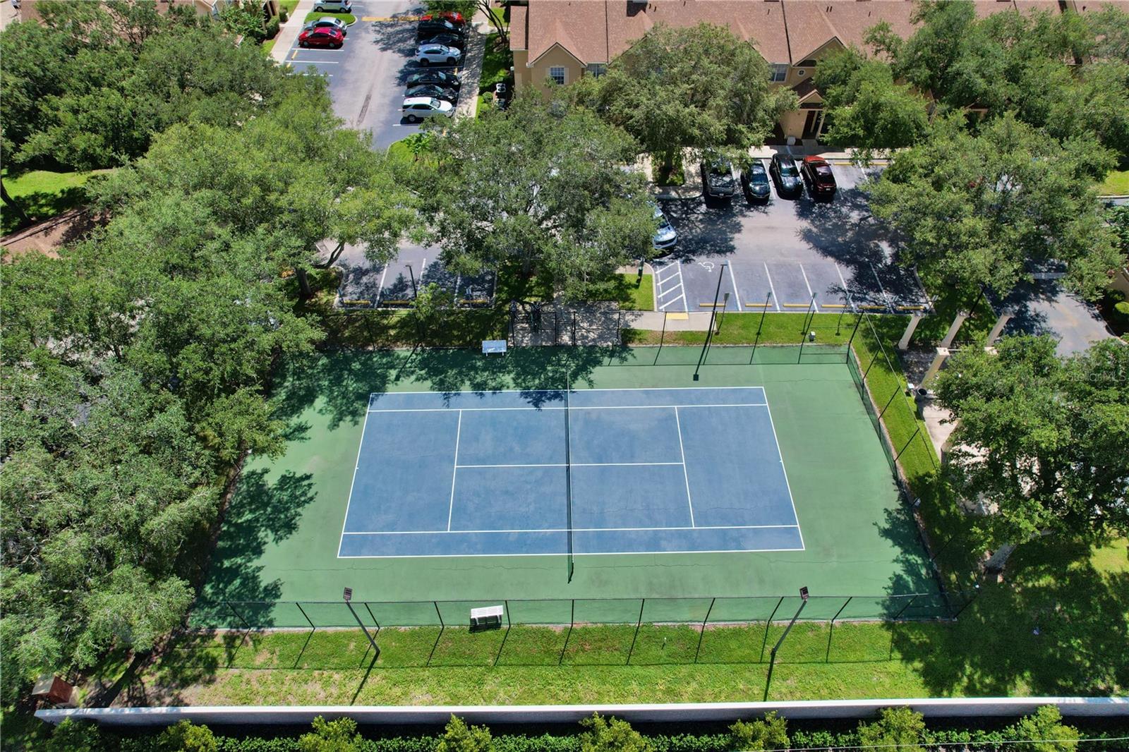 CRESCENT PLACE AT LAKE LOTUS CONDO - Residential