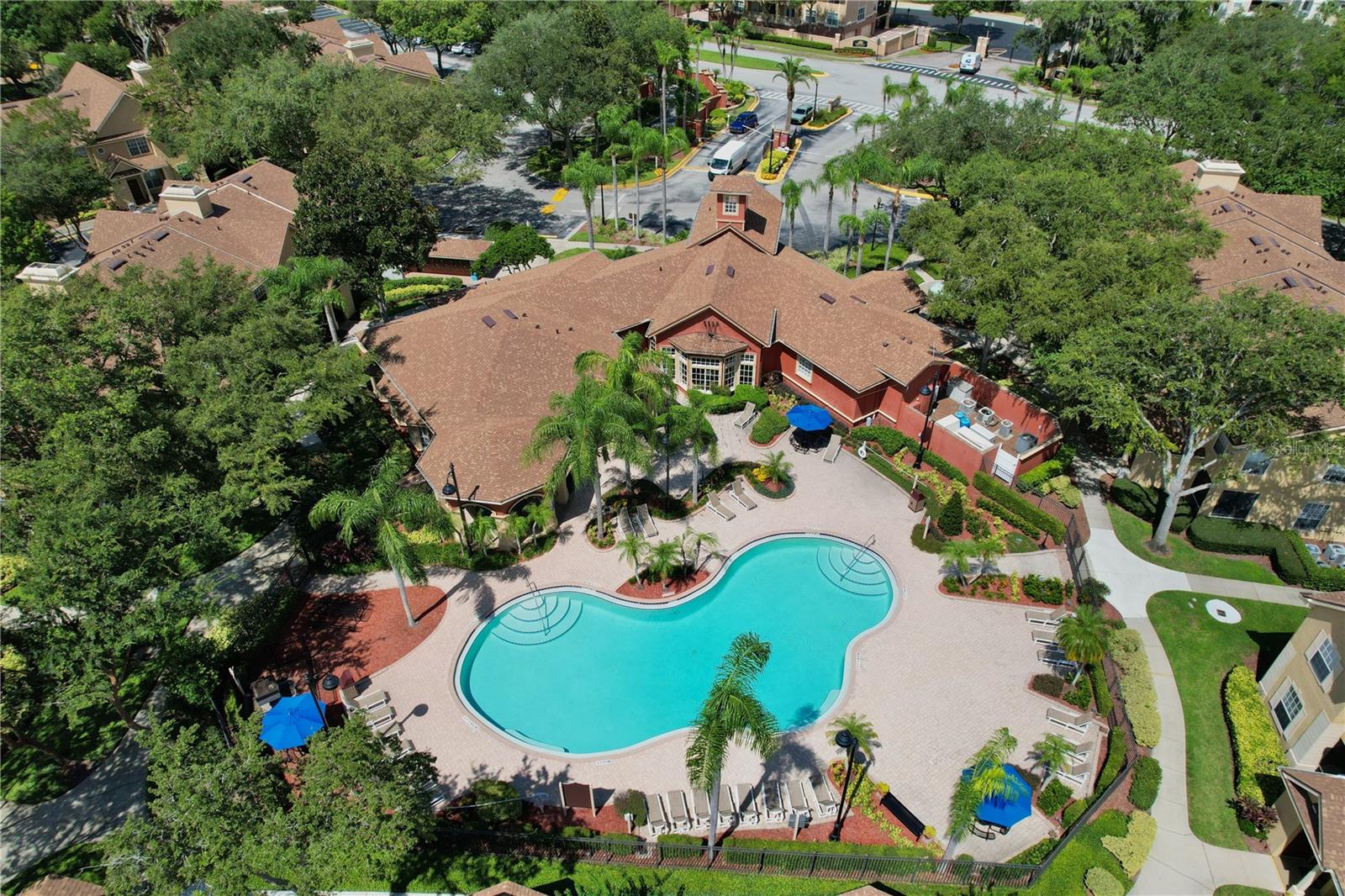 CRESCENT PLACE AT LAKE LOTUS CONDO - Residential