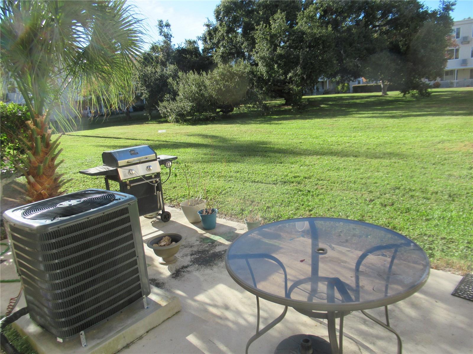 ON TOP OF THE WORLD - Residential Lease