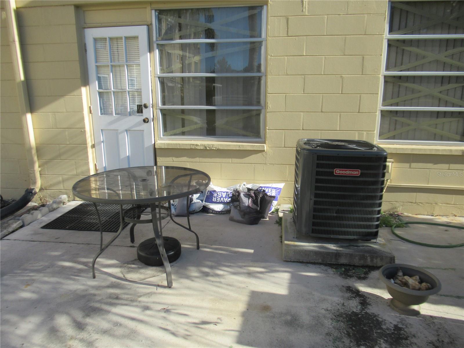 ON TOP OF THE WORLD - Residential Lease