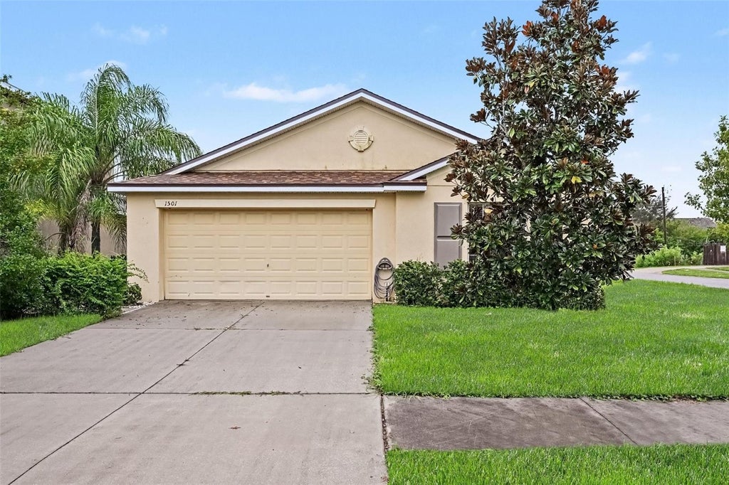 Photo of 1501 Climbing Dayflower Drive, Ruskin, FL 33570 (MLS # A4709669)