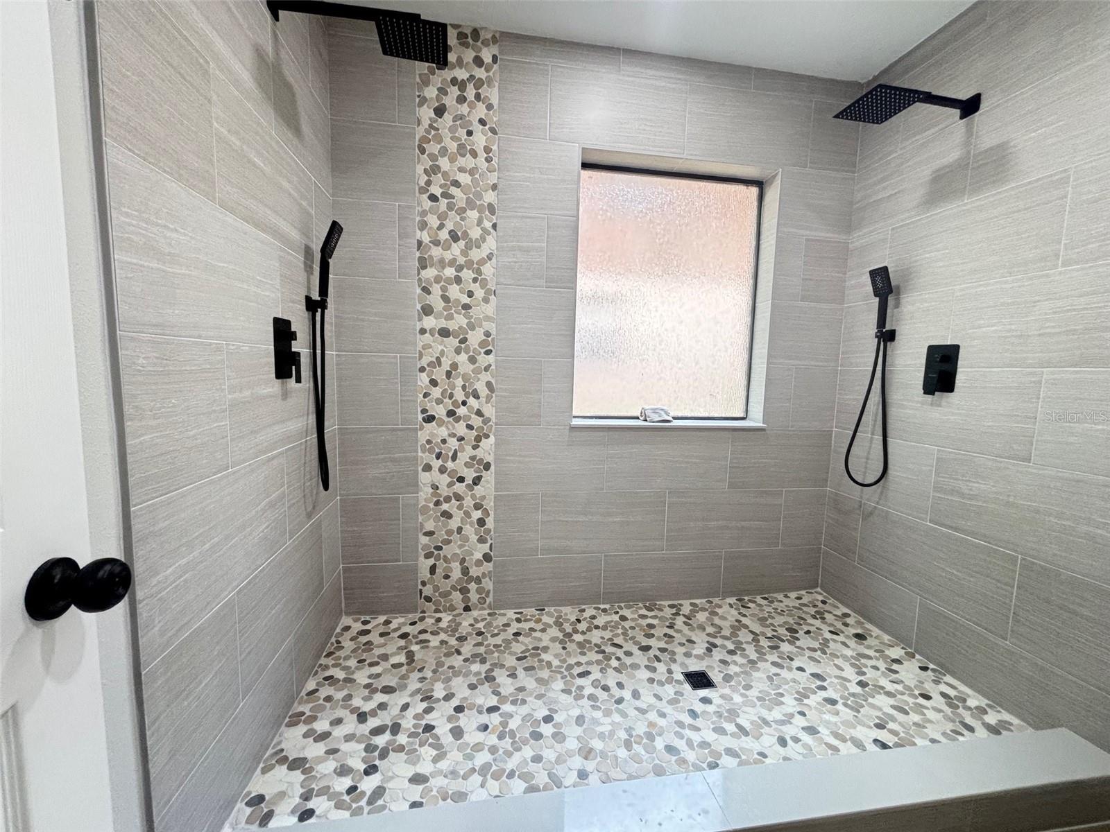 ROSEMONT SEC 11 - Residential