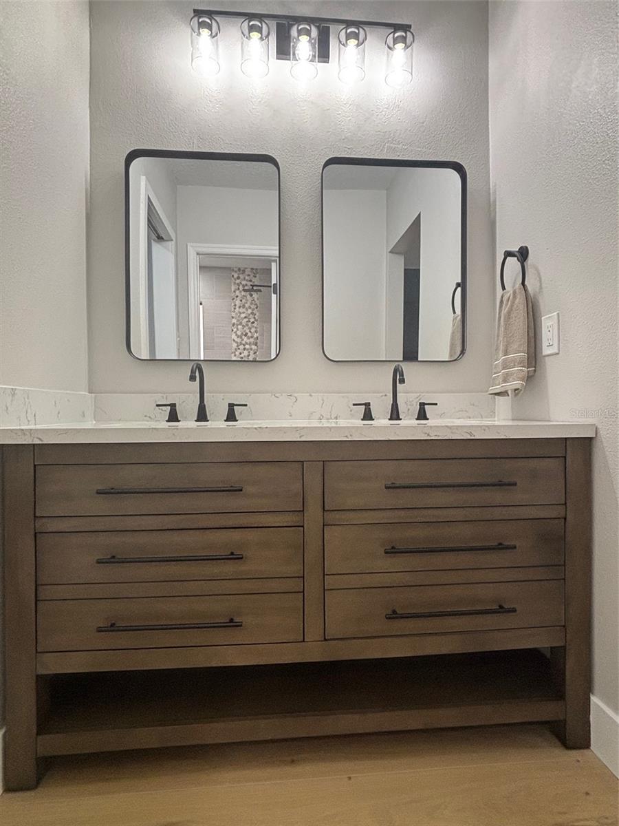 ROSEMONT SEC 11 - Residential