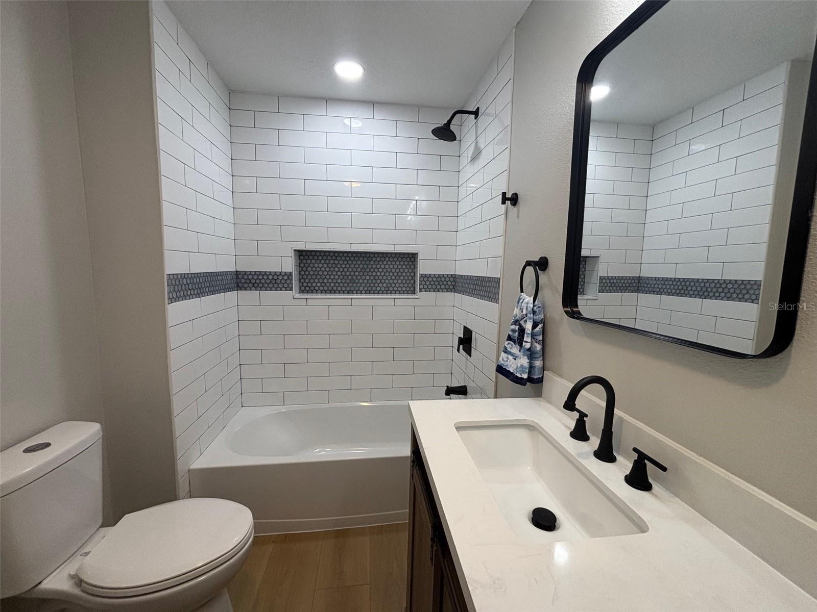 ROSEMONT SEC 11 - Residential