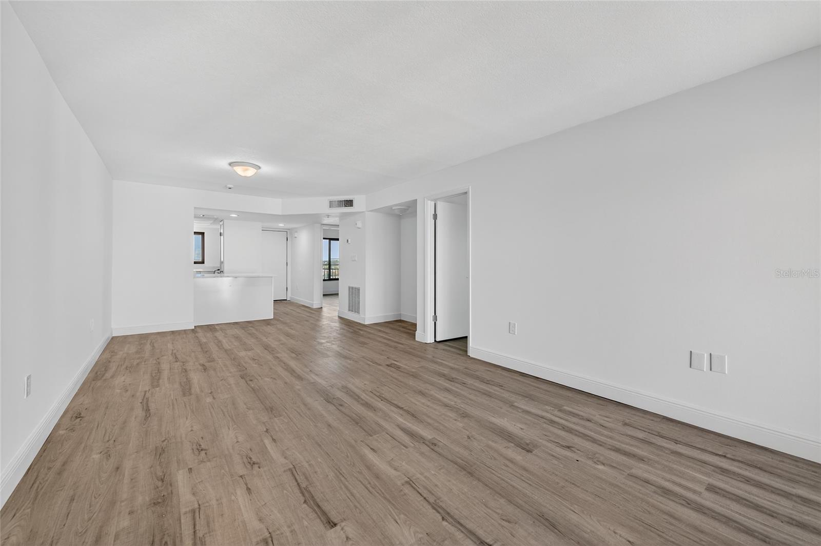 INDIES HOUSE CONDO - Residential