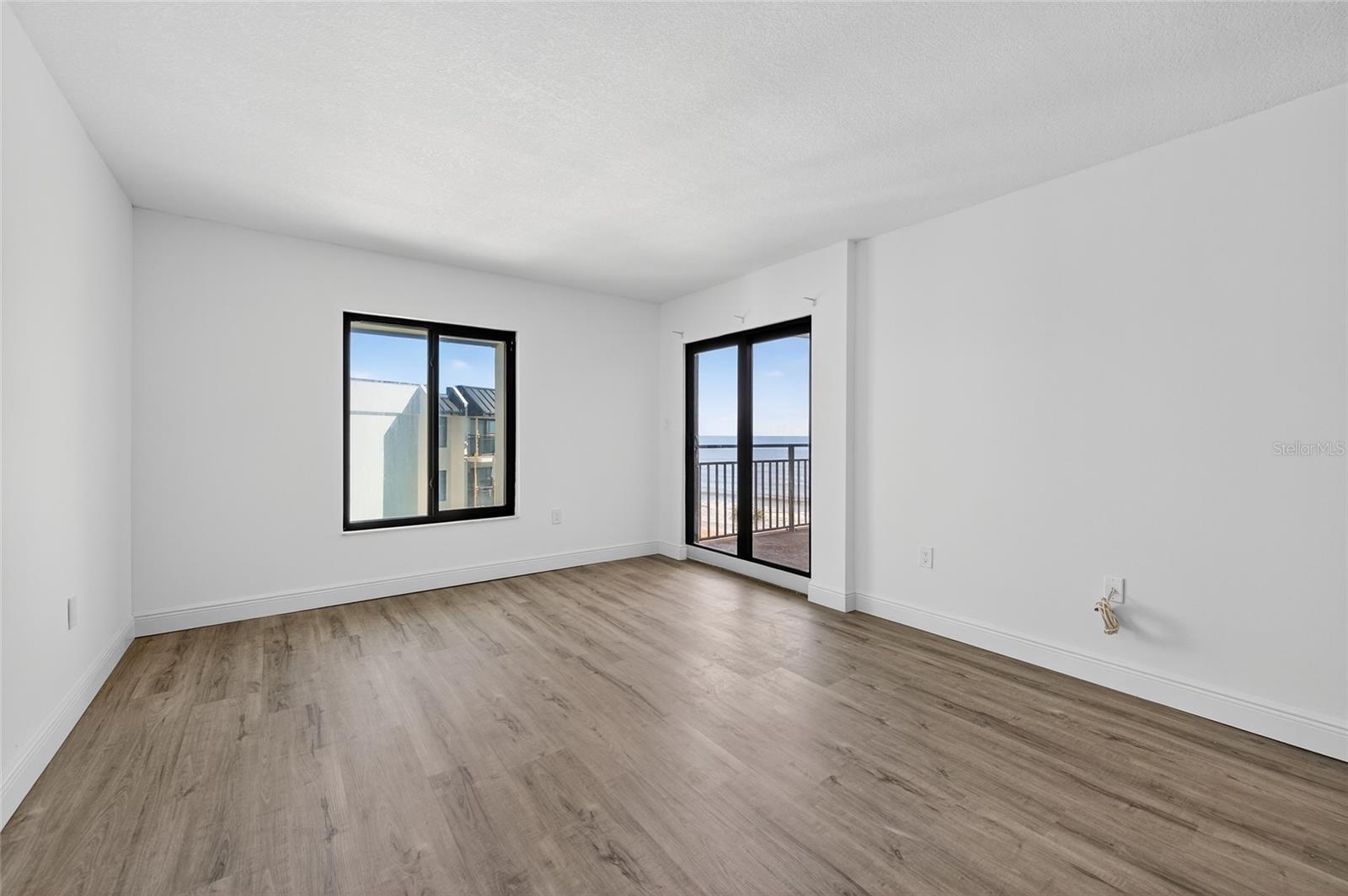 INDIES HOUSE CONDO - Residential