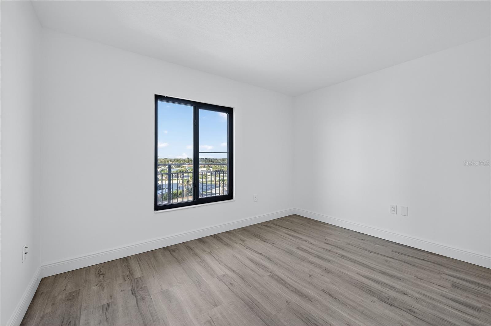 INDIES HOUSE CONDO - Residential