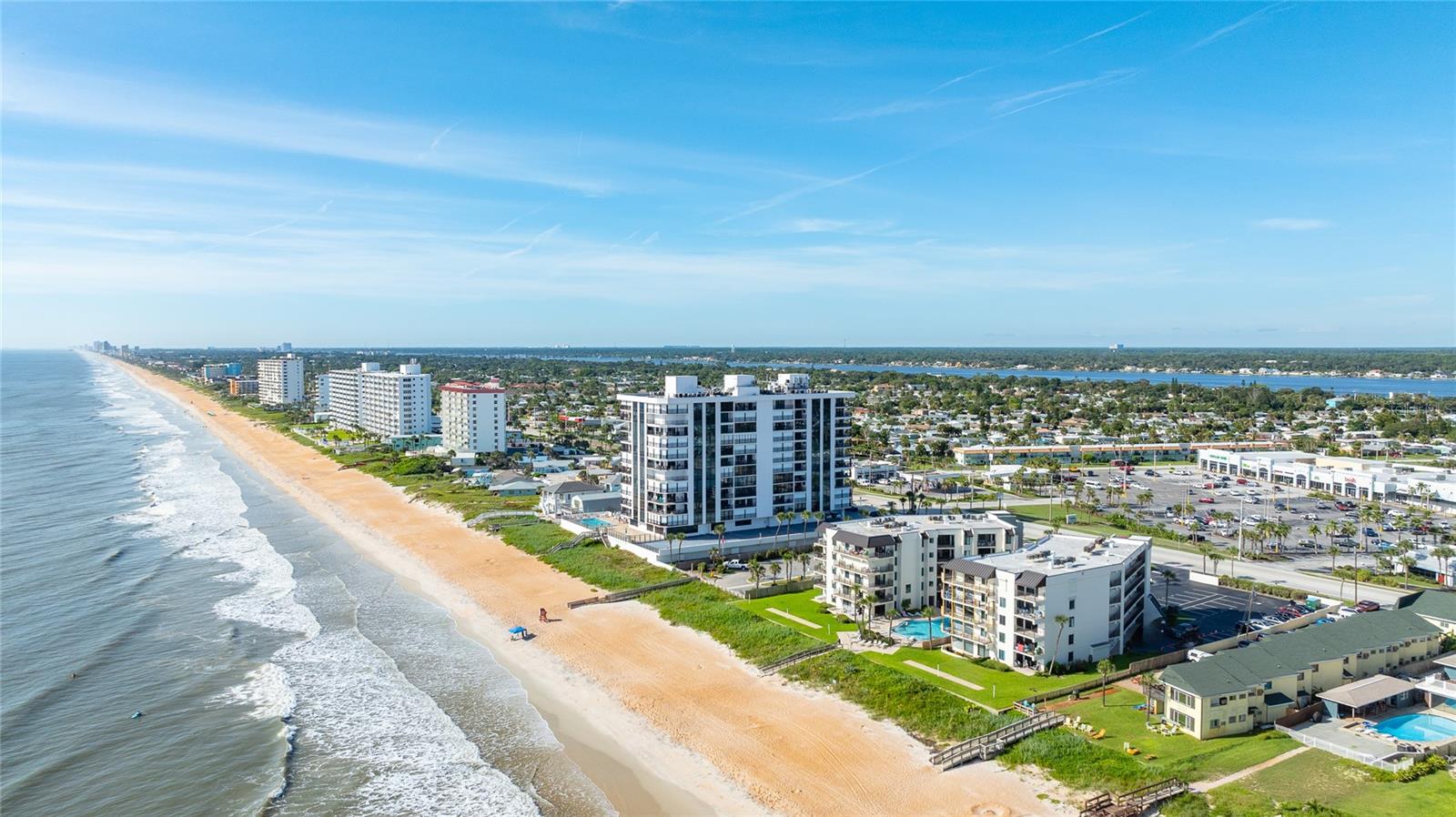 INDIES HOUSE CONDO - Residential