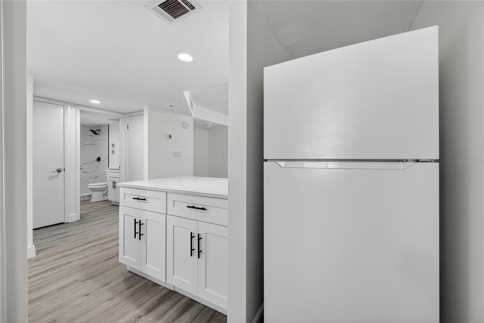 INDIES HOUSE CONDO - Residential