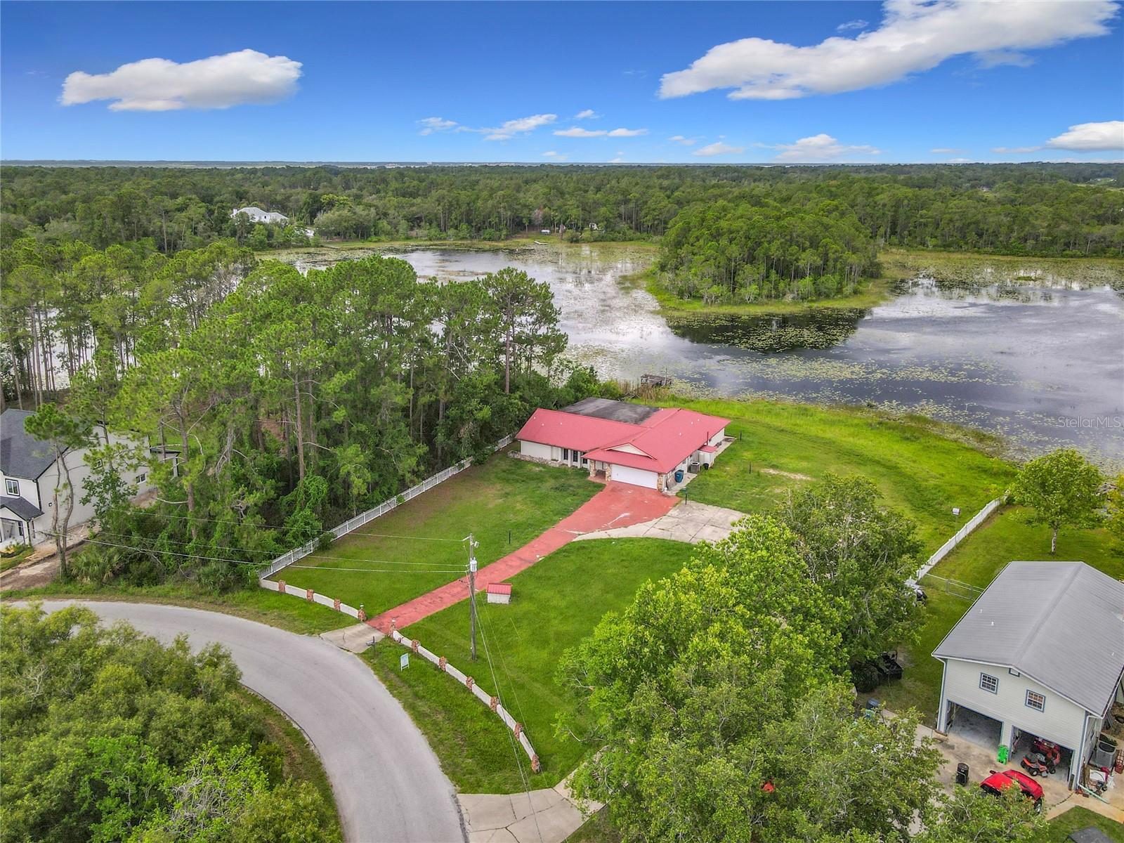 318 MITNIK DRIVE