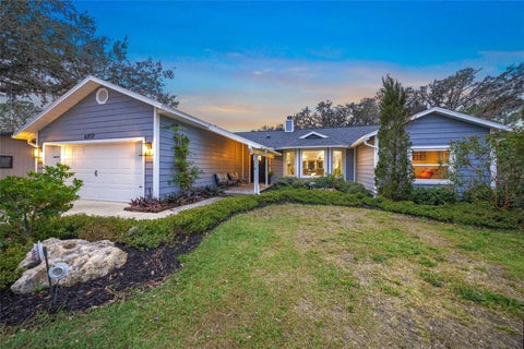 Photo of 6207 93rd Street Circle E, Bradenton, FL 34202 (MLS # A4695946)