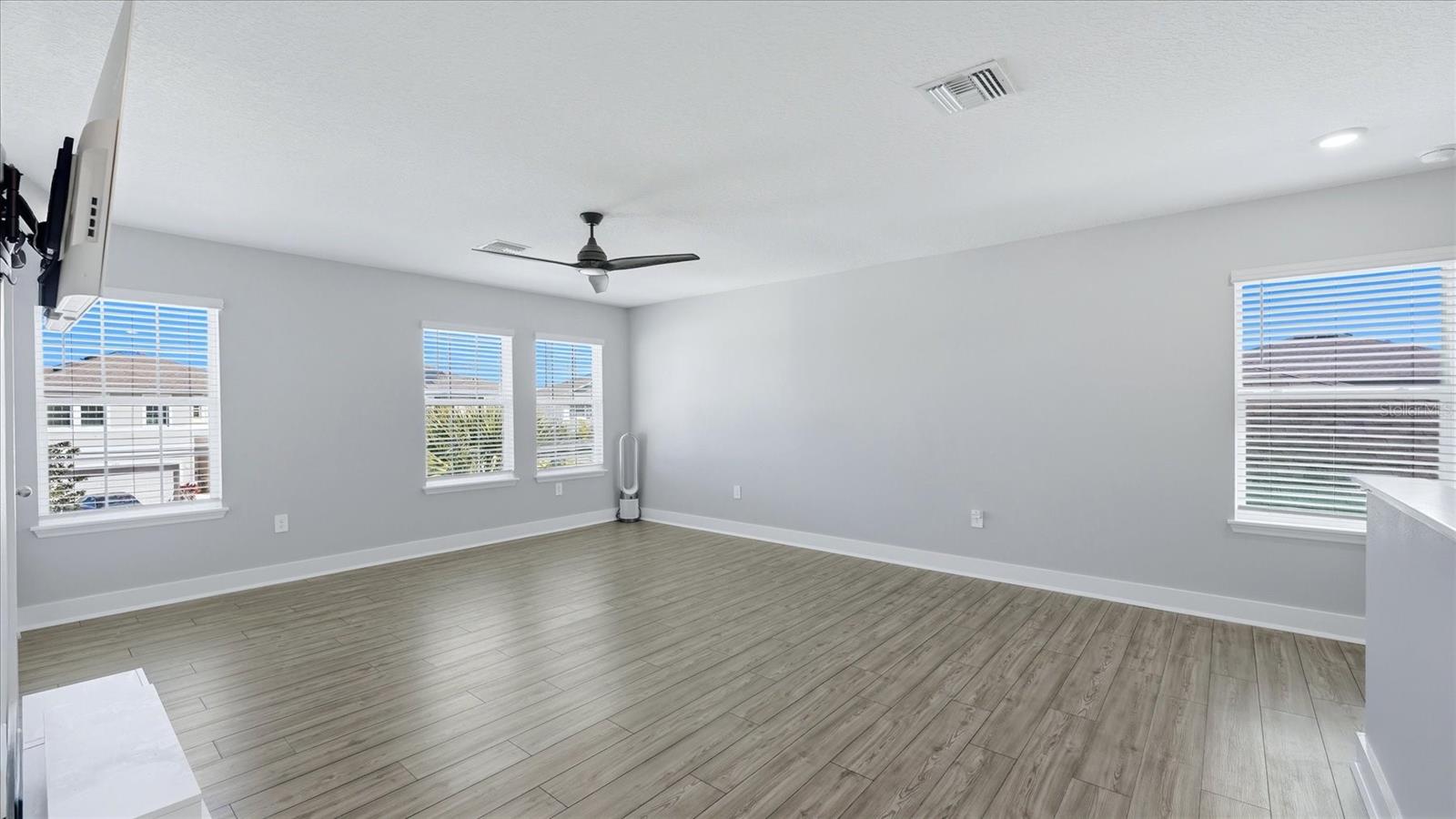 BAY LNDG PH 2B - Residential