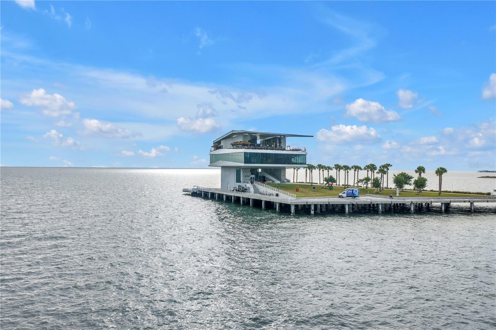 EAST ROSELAWN - Land