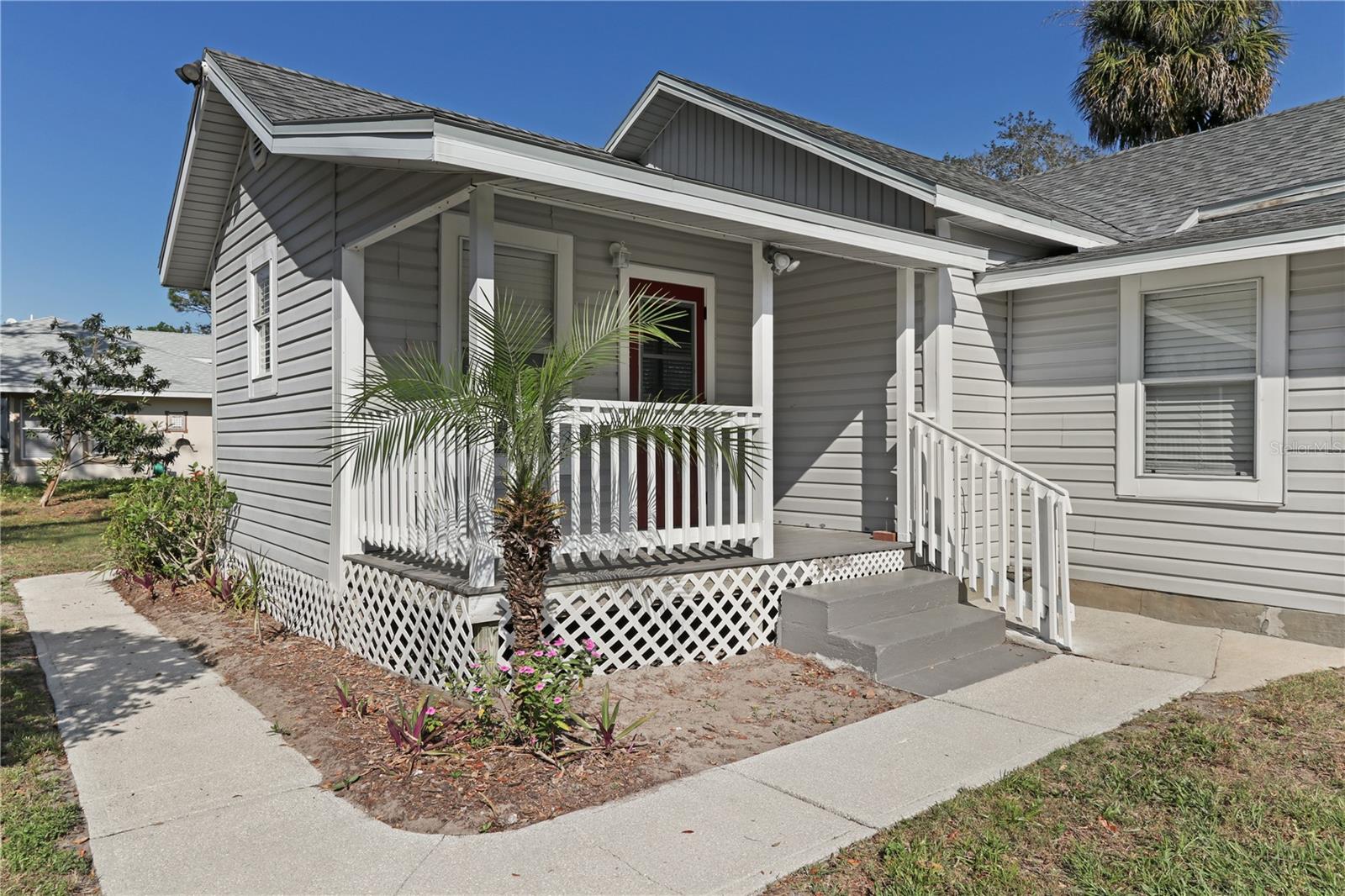 CUSTERS ADD TO LAKE MARY - Residential