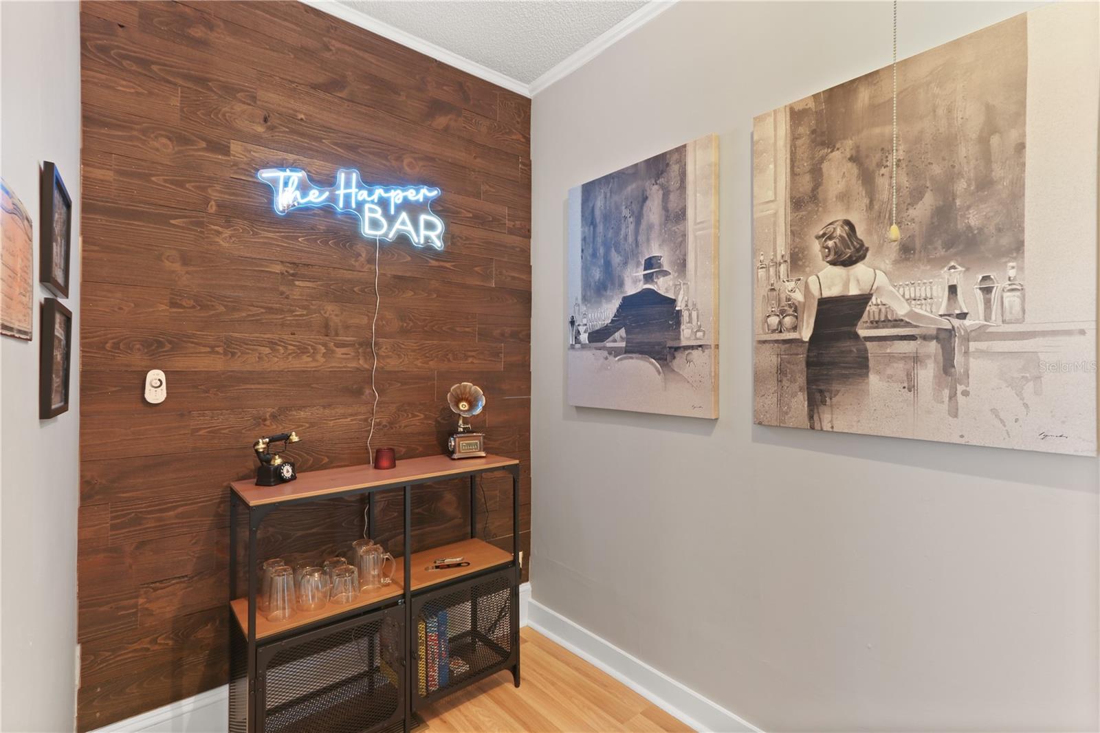 CUSTERS ADD TO LAKE MARY - Residential