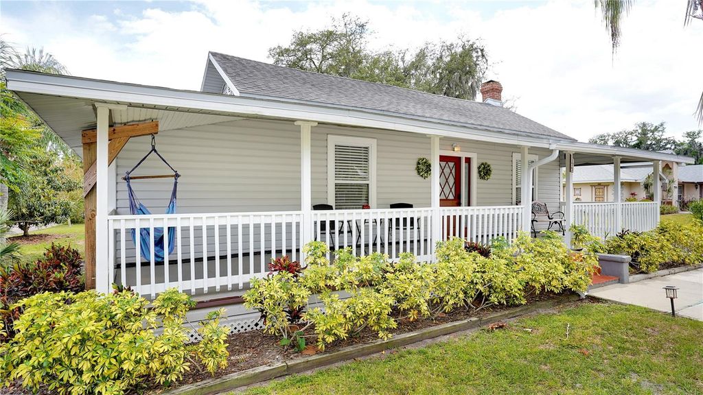 Photo of 175 Washington Avenue, Lake Mary, FL 32746 (MLS # O6374585)