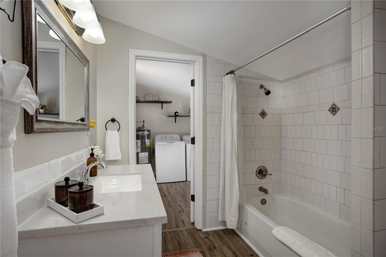 CUSTERS ADD TO LAKE MARY - Residential