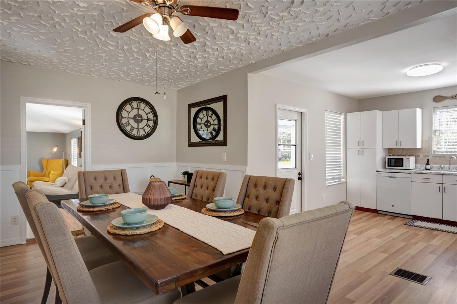 CUSTERS ADD TO LAKE MARY - Residential