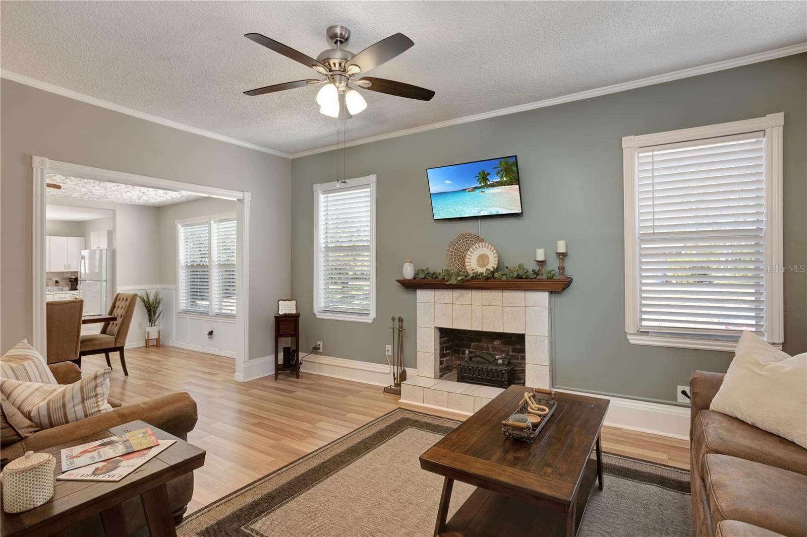 CUSTERS ADD TO LAKE MARY - Residential