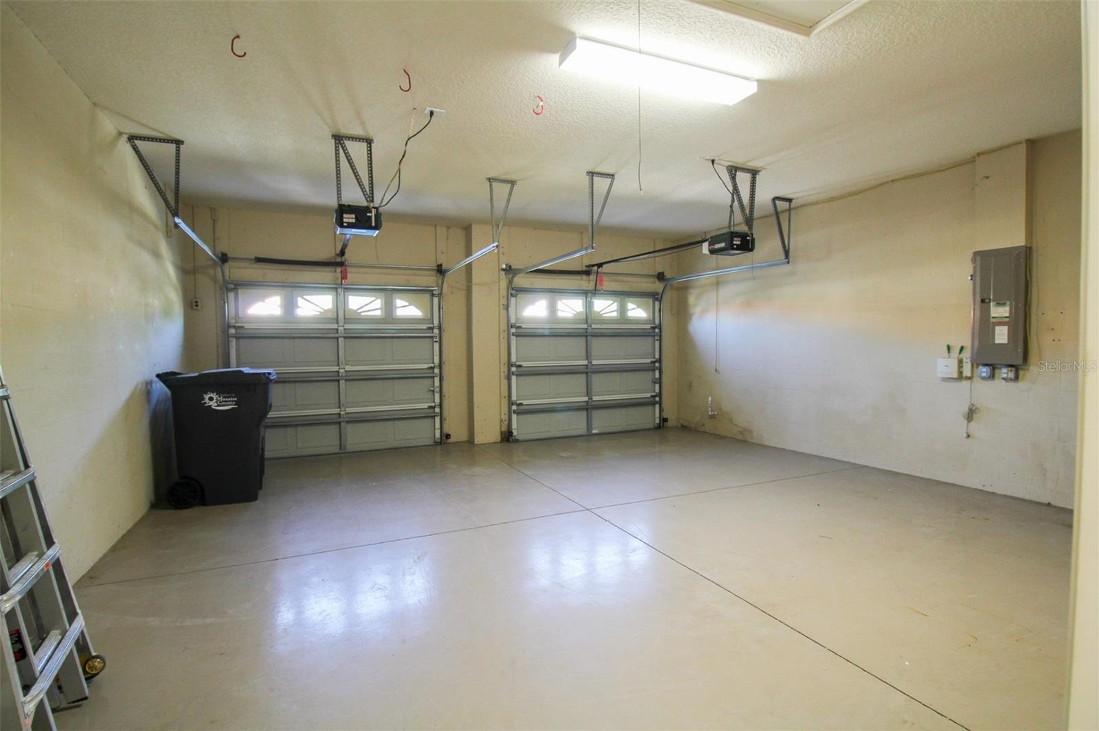 TARA PH III SUBPHASE H - Residential Lease